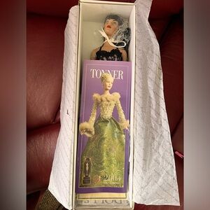 SUZETTE DUBOIS 16" brunette HAIRED READY TO WEAR TYLER WENTWORTH DOLL 2004